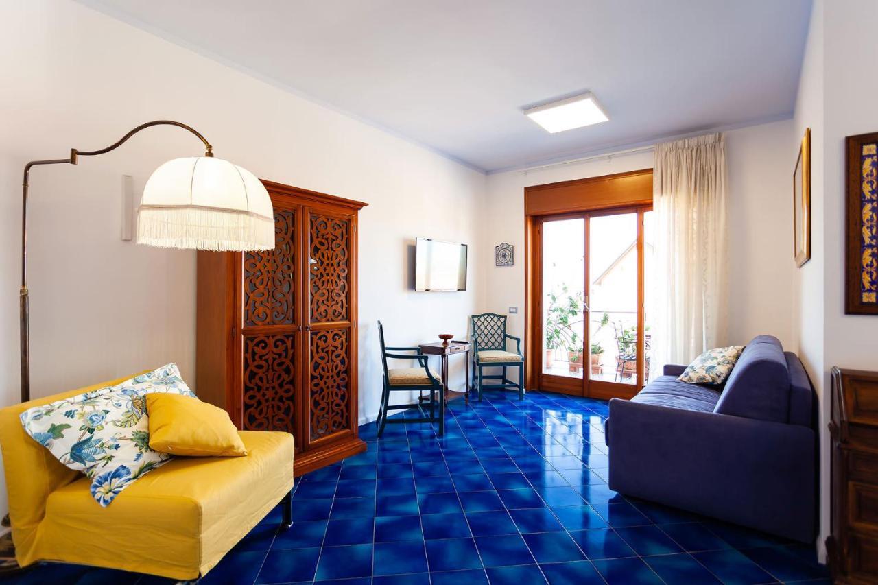 Sirentum Suite Sorrento Exterior photo