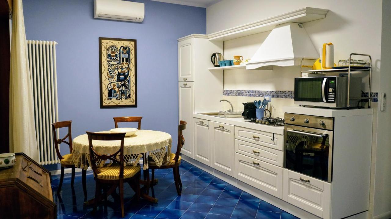 Sirentum Suite Sorrento Exterior photo